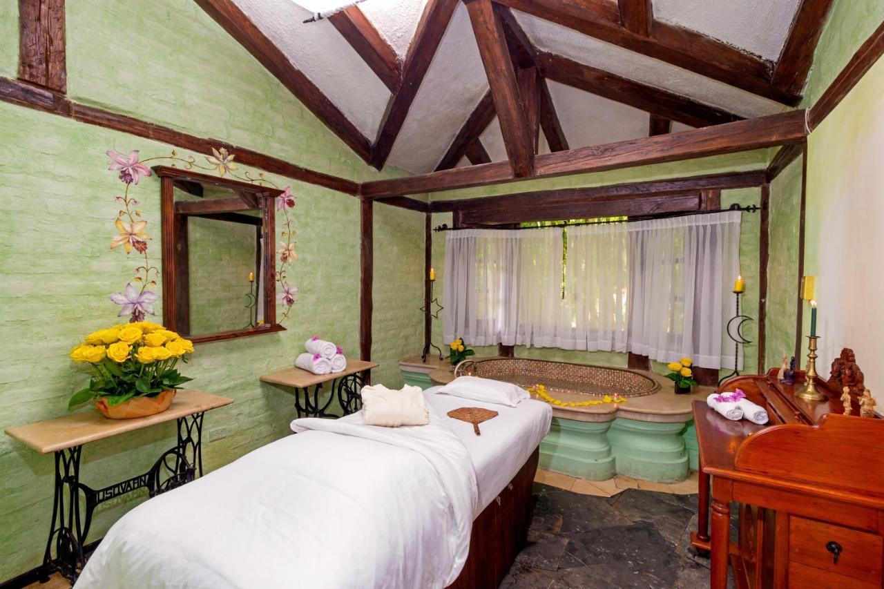 Samari Spa Resort Banos  Ngoại thất bức ảnh
